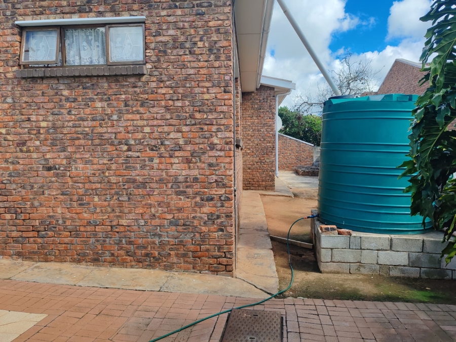 3 Bedroom Property for Sale in Azalea Park Eastern Cape